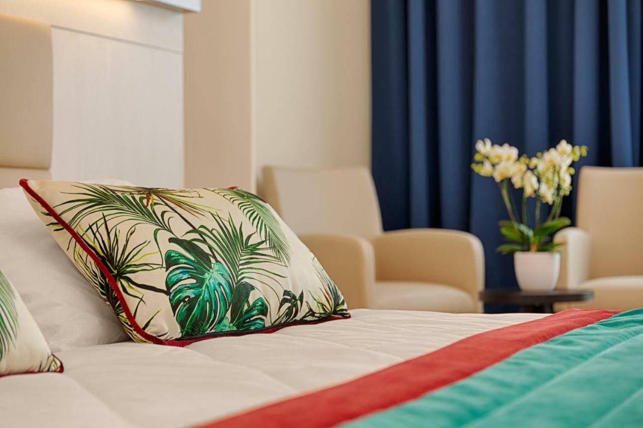 Roma Hotel Castiglione della Pescaia Luaran gambar