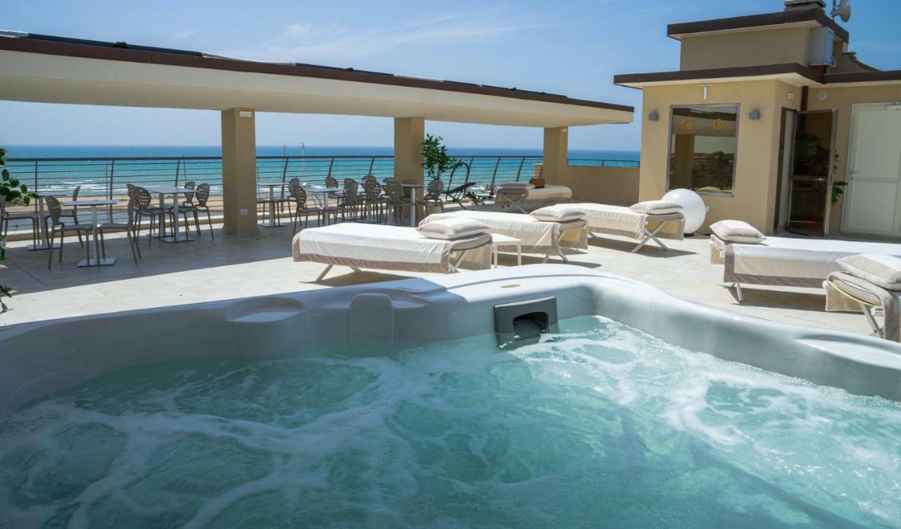 Roma Hotel Castiglione della Pescaia Luaran gambar